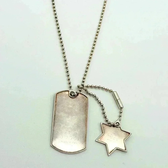 🔥FINAL BEST PRICE 🔥 Gucci Silver Dog Tag pendant with a Gucci Star Pendant - Picture 3 of 13